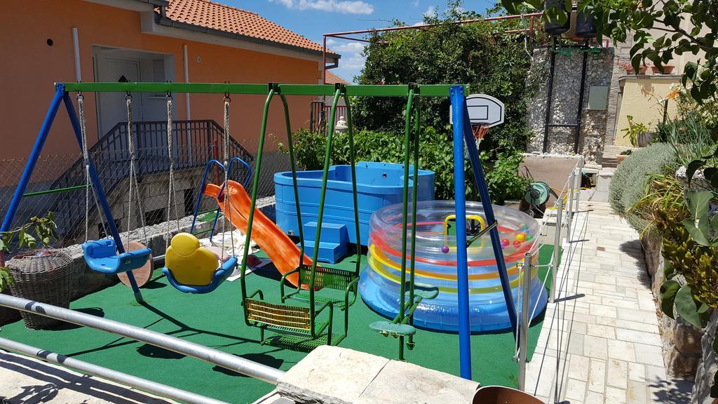 Apartment Mario Dramalj Esterno foto